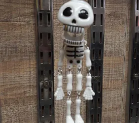 پخش آویز اسکلت